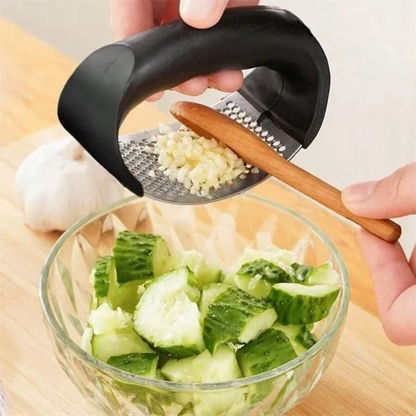 Stainless_Steel_Garlic_Mincer_And_Crusher_Rocker_With_Handle_Rustproof_Ginger_Press_And_Chopper_For_Kitchen_Cooking_Utility_1_Pcs_Pack_Of_2