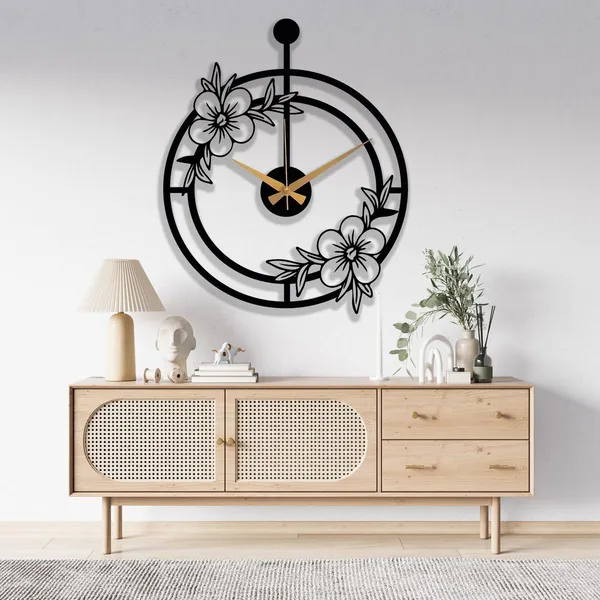 Decorative_Floral_Wall_Clock_With_Black_Metal_Frame_And_Gold_Hands