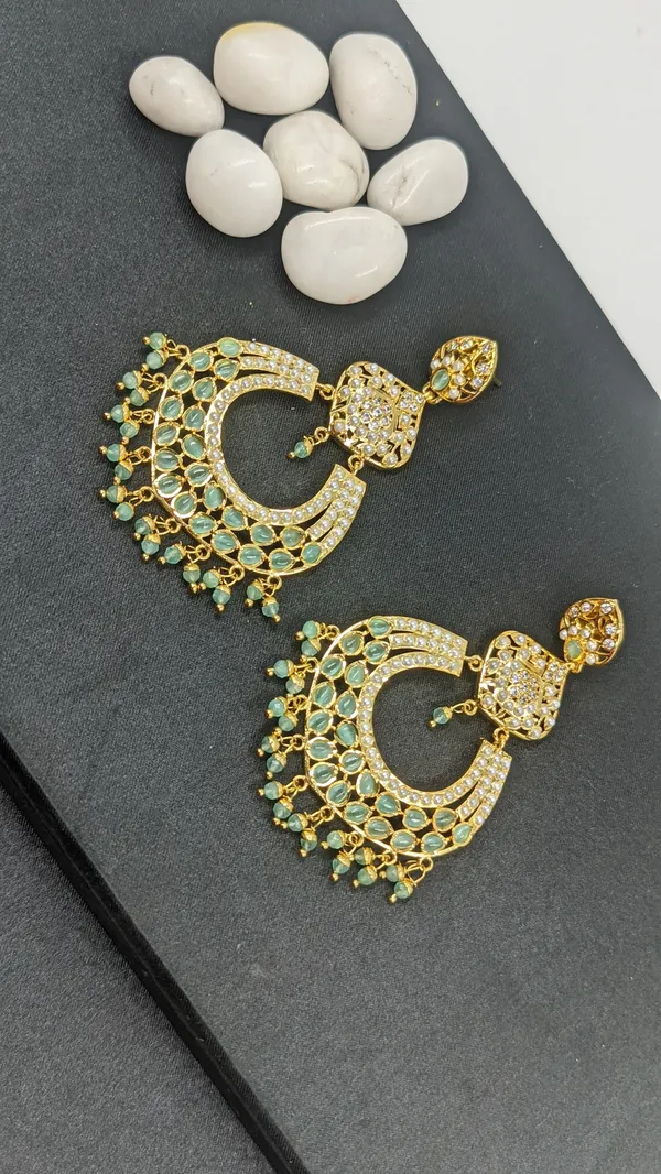 Nyra_light_Emerald_Chandbali