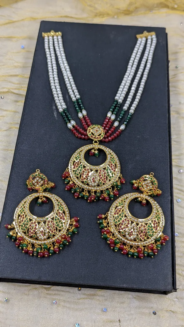 Chandbali_Multi_Necklace_Set
