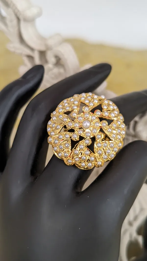 Diya_Pearlsl_AdjustableFinger_Ring
