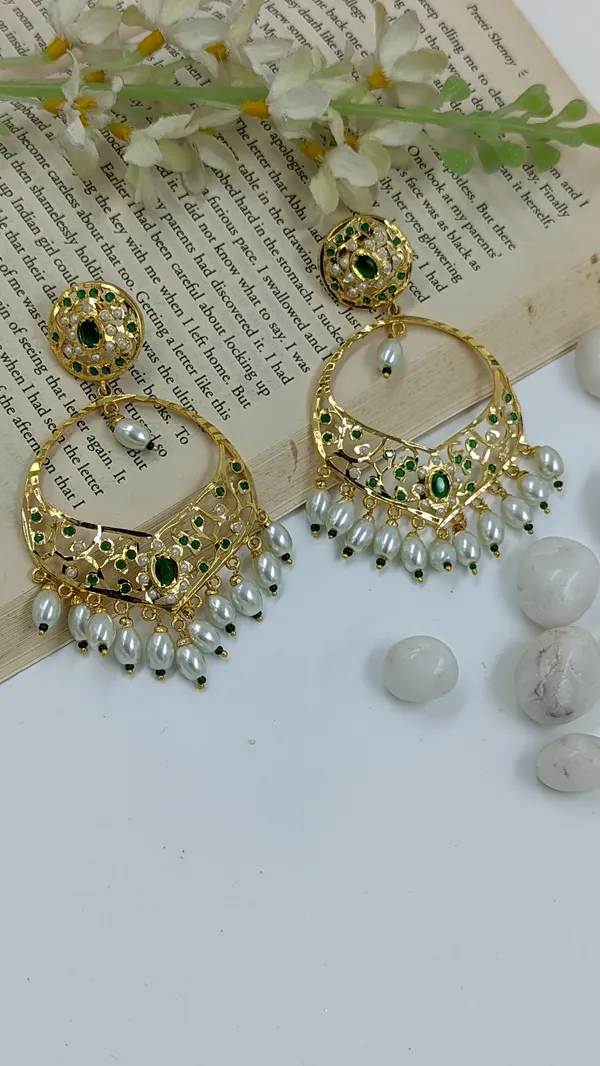 Nayyar_Emerald_Premium_Earrings_For_Women