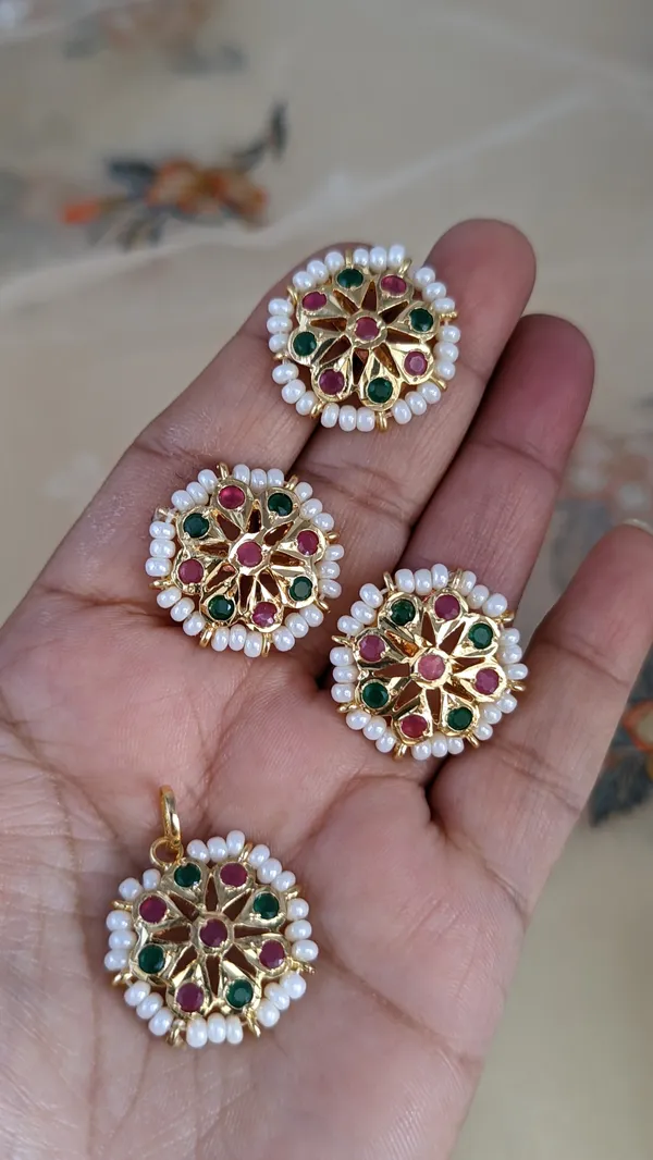 Phool_Multicolour_Pendant_And_Ring_