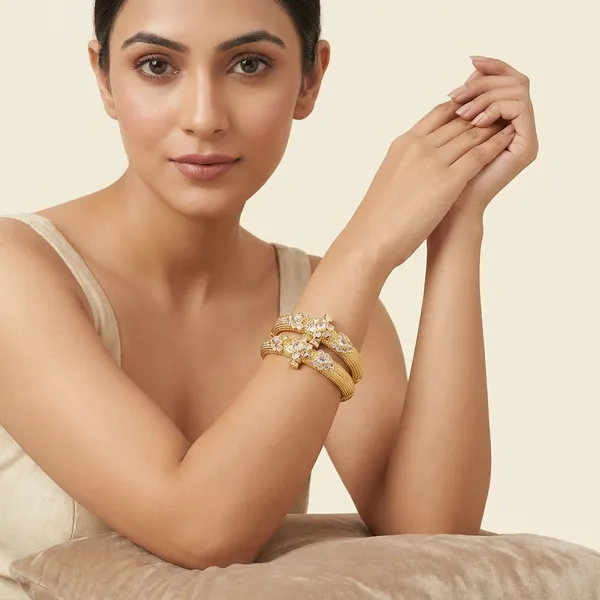 Traditional_Golden_Premium_Kada_For_Women