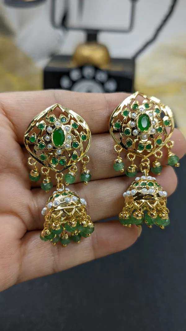 Simra_Emerald_Jhumki