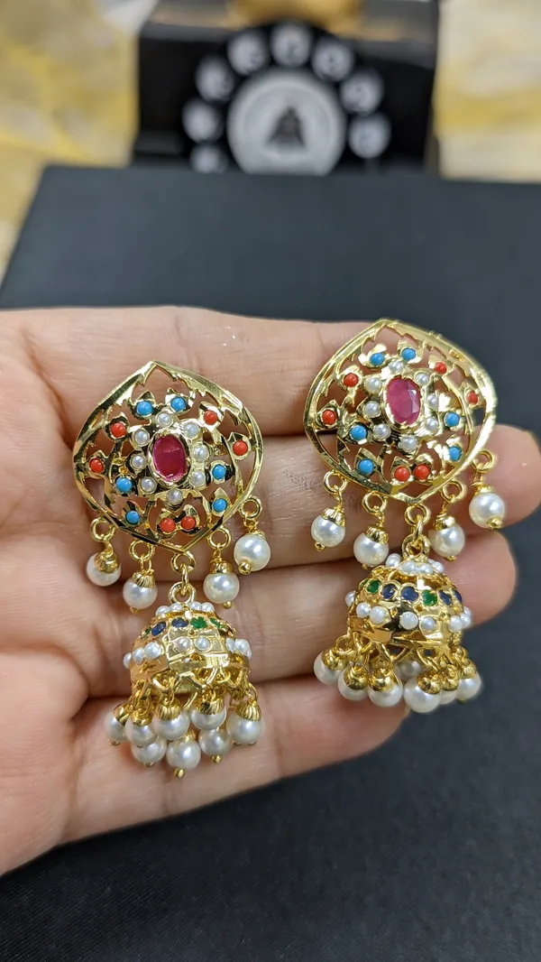 Simra_Navratan_Jhumki