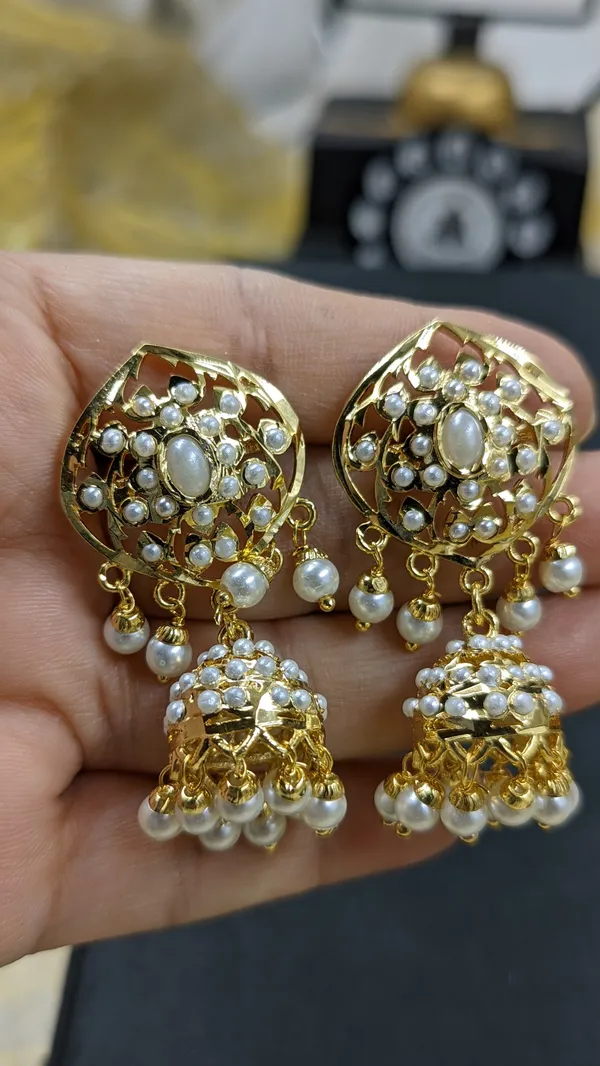 Simra_Pearls_Jhumki