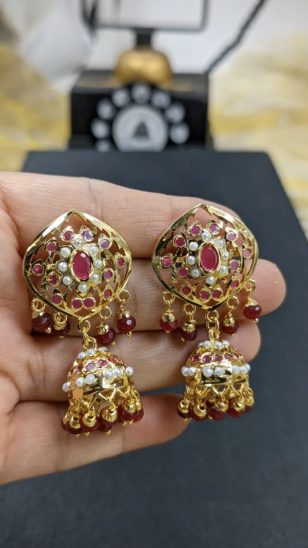 Simra_Ruby_Jhumki