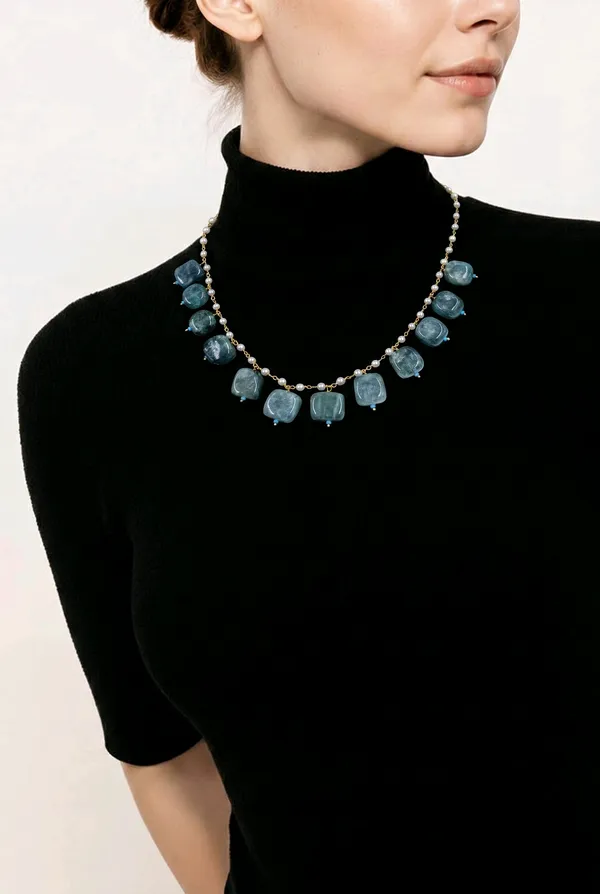 Soha_Delicate_Blue_Necklace_Set