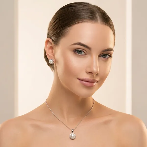 Sadaf_Real_Pearls_Pendant_Set