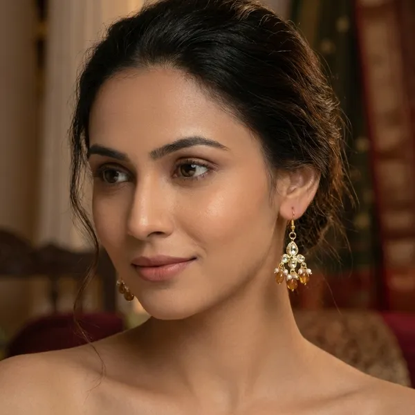 Kashvi_Golden_Earrings