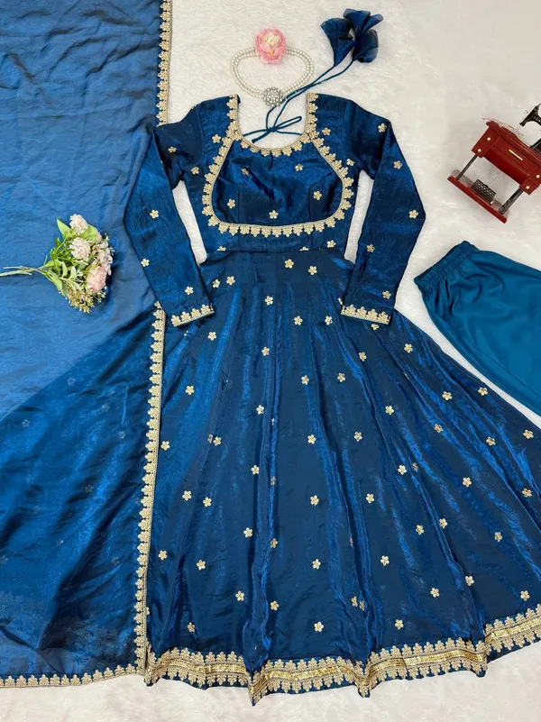 Royal_Blue_Ethnic_Look_with_Elegance