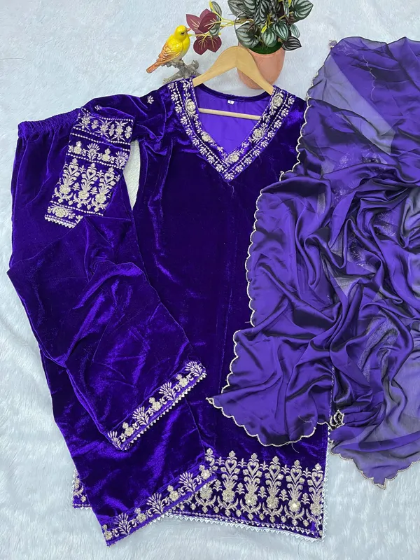 NAVY_BLUE_3_Pieces_Suit_with_top,_Bottom_&_Dupatta