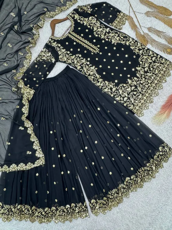 CLASSIC_BLACK_HEAVY_EMBROIDERED_SHARARA_SUIT