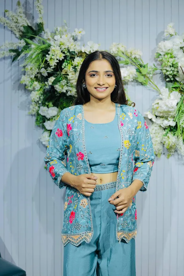 3__Pieces_TEAL_BLUE_Ready_Made_Plazzo_&_blouse_Set_With_Shrug