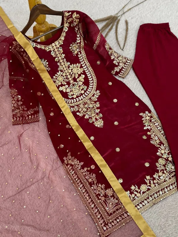 MAROON_HEAVY_EMBROIDERED_SALWAR_SUIT