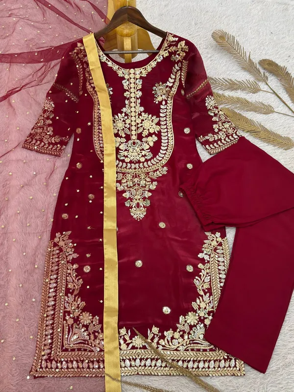 MAROON_HEAVY_EMBROIDERED_SALWAR_SUIT