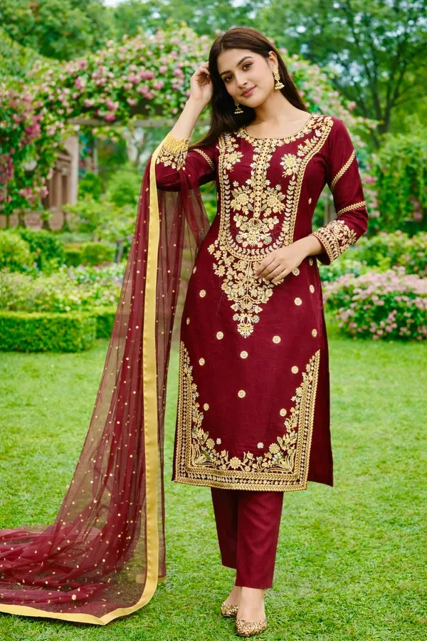 MAROON_HEAVY_EMBROIDERED_SALWAR_SUIT