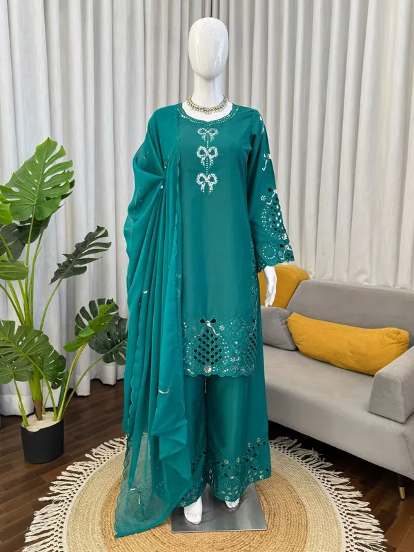 AURYZA_CREP_SILK_THREADWORK_PLAZZO_SET