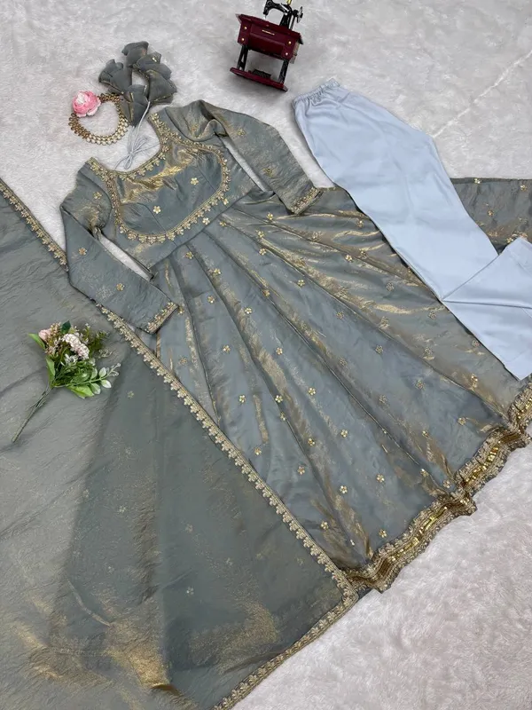 SILVER_GREY_Ethnic_Look_with_Elegance