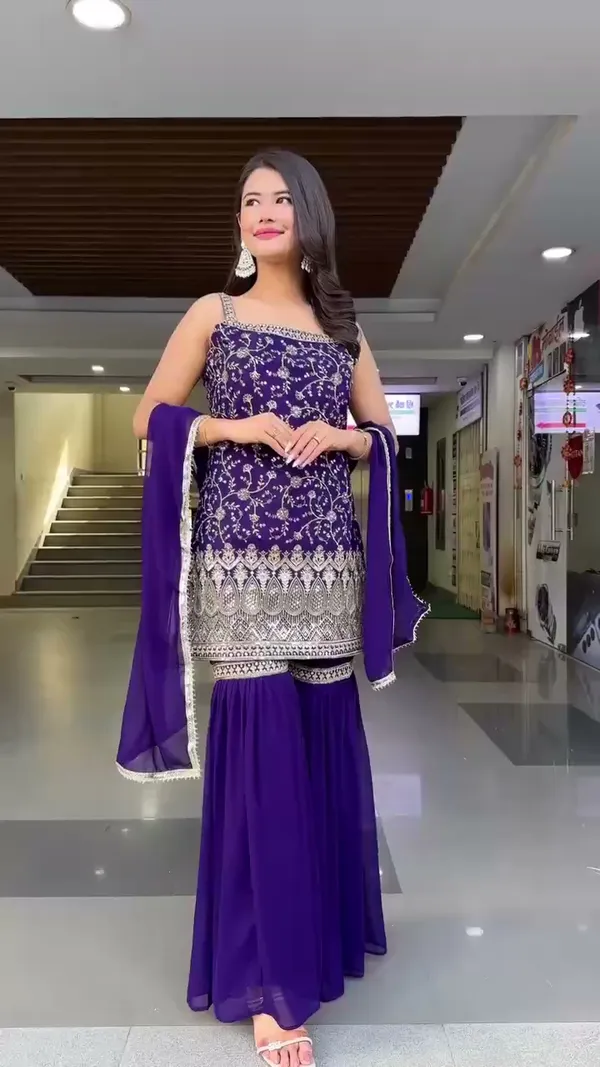 EMBROIDERED_GEORGETTE_SLEEVELESS_KURTA_WITH_SAHARA_AND_DUPATTA_SET