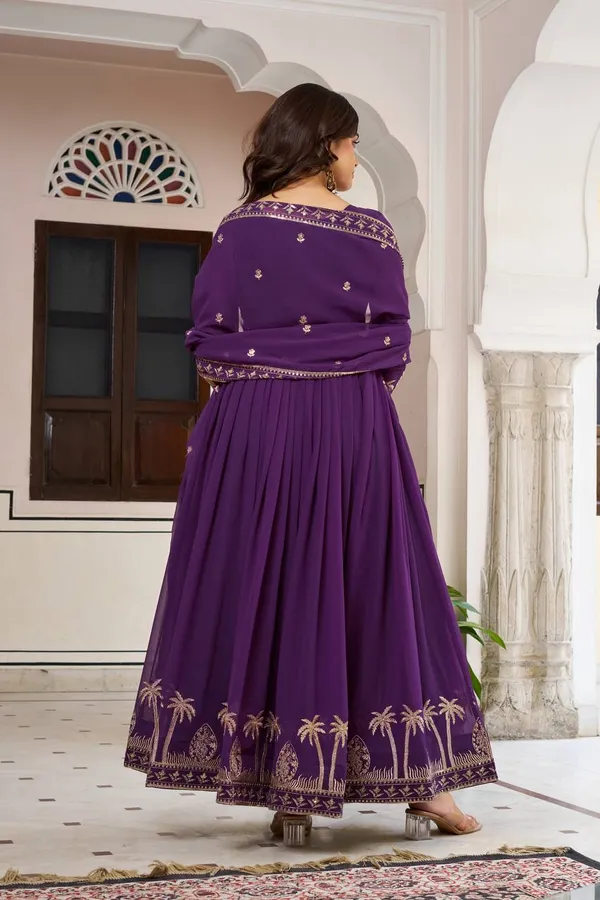 Regal_Violet_Heritage_Anarkali_Ensemble
