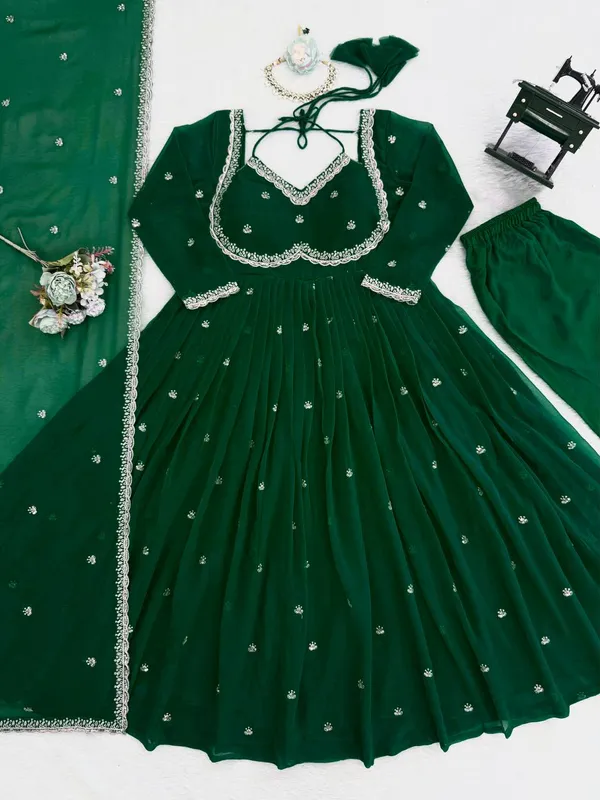 EMERALD_GREEN_Anarkali_Graceful_Look