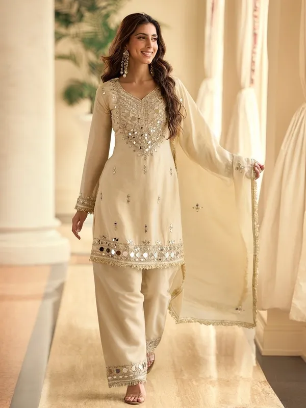 MIRROR_WORK_KURTI_PAIRED_WITH_SHARARA_PANTS