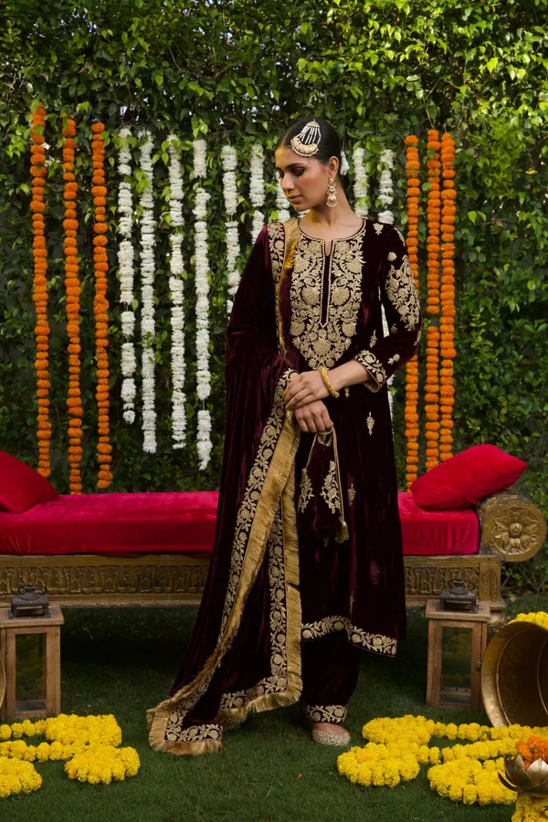 LUXURY_WINE_3_Pieces_Suit_with_top,_Bottom_&_Dupatta