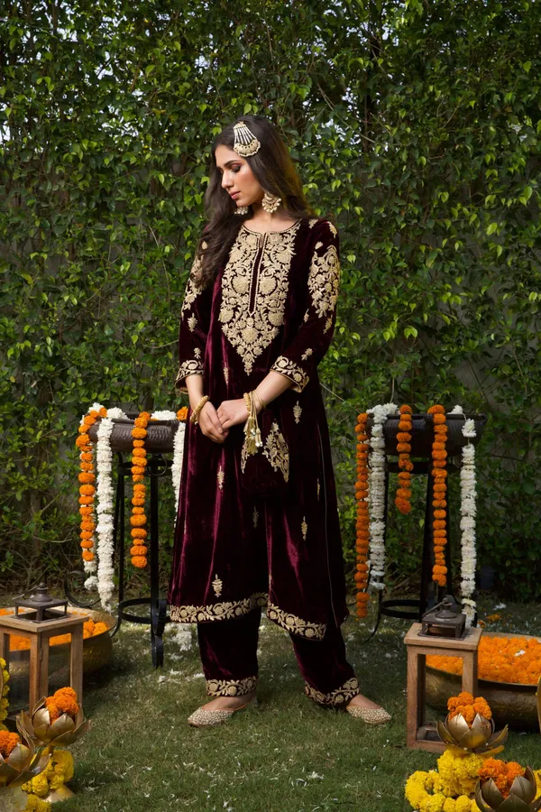 LUXURY_WINE_3_Pieces_Suit_with_top,_Bottom_&_Dupatta