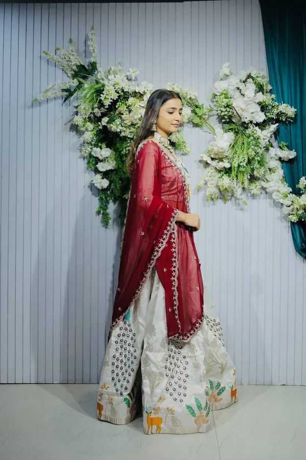 OFF_WHITE_PEACOCK_Designer_Embroidered_Lahenga_Choli