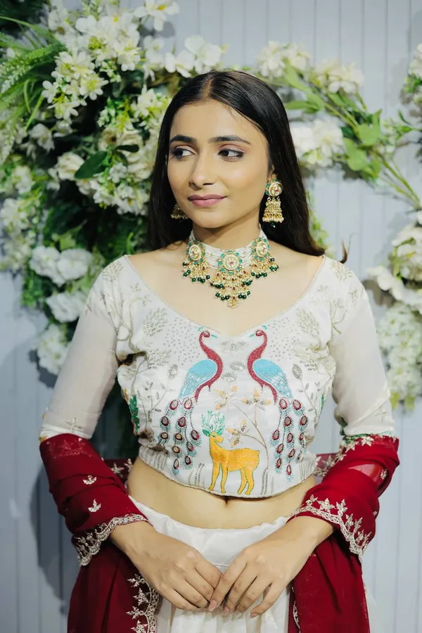 OFF_WHITE_PEACOCK_Designer_Embroidered_Lahenga_Choli