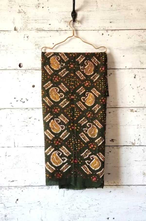 Green_Cotton_Bandhni/Bandhej_Suit_Dress_Materials_Women