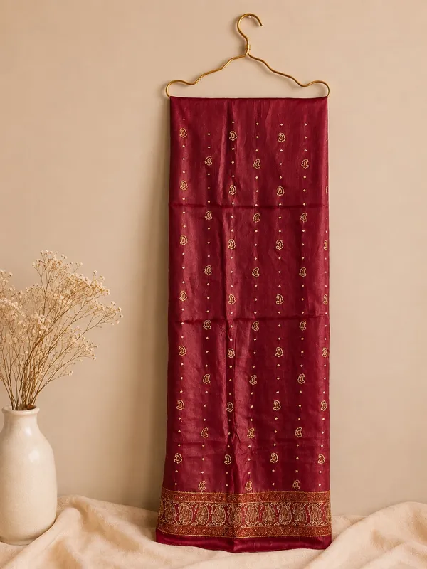 Festive_Elegance_Wine_Silk_Embroidered_Kurta_Set