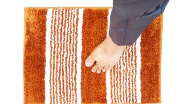 Gold_Microfiber_40_X_60_Cm_Rectangular_Striped_Bath_Mat_Super_Soft_Non_Slip_Ideal_For_Bathroom_Kitchen_Bedroom_Set_Of_2