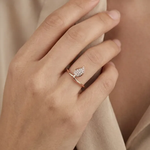 Rose_Gold_Lightweight_Leaf_Silver_Ring_For_Women_|_925_Pure_Silver