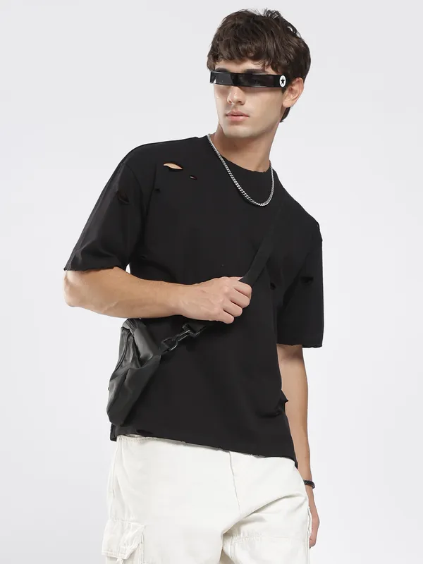 Jet_Black_Cotton_Shredded_T_Shirt_For_Men