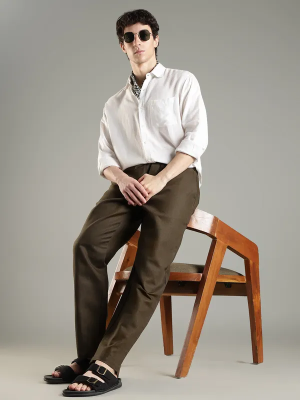 Olive_Cotton_Linen_Blend_Drawstring_Trousers_For_Men