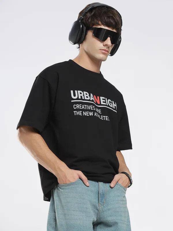 Jet_Black_Cotton_Round_Neck_Reg_Fit_Printed_Tee_For_Men
