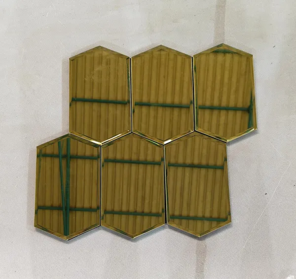 Golden_Self_Adhesive_Glass_Tiles_For_Kitchen_&_Bathroom_Wall_Decoration