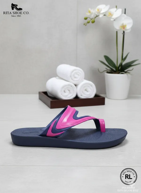 Soft_Sole_Navy_Blue_And_Pink_Slippers_For_Women_And_Girls