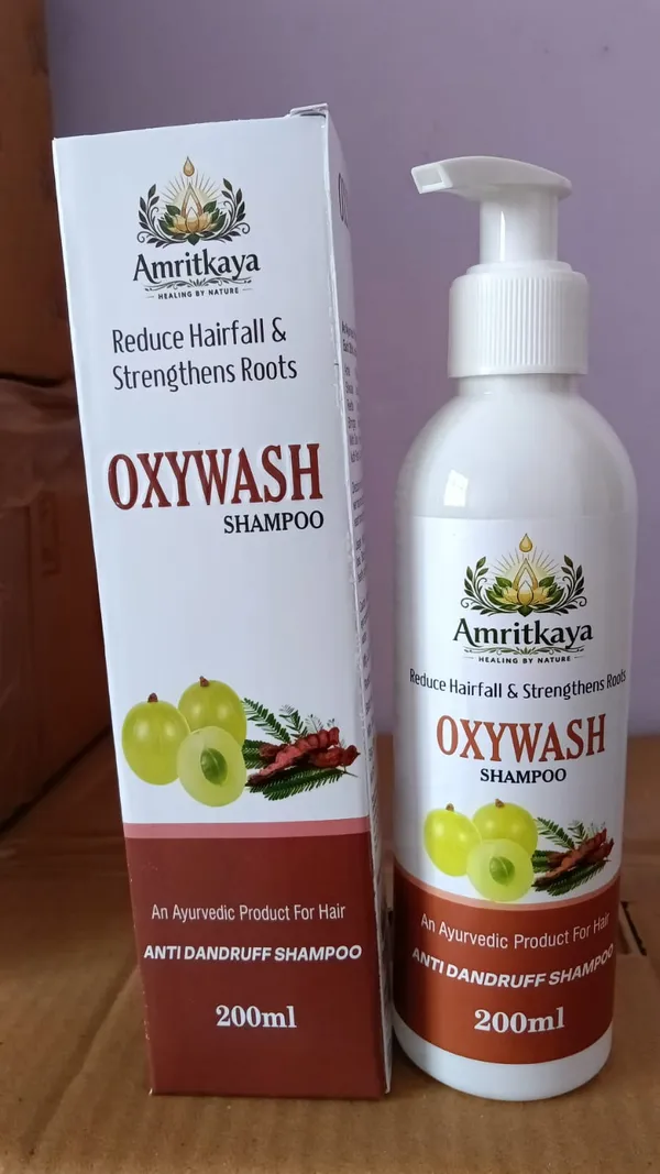 Amritkaya_Oxywash_Bhringraj_Reetha_Anti-Dandruff_Ayurvedic_Shampoo_200Ml