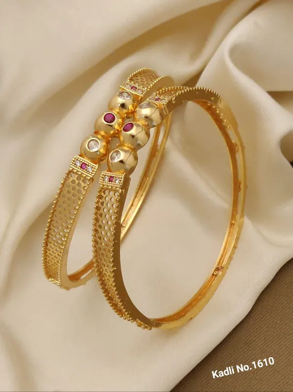 Gold_Plated_Metal_With_Kundan_And_Ruby_Stones_Bangles_For_Women