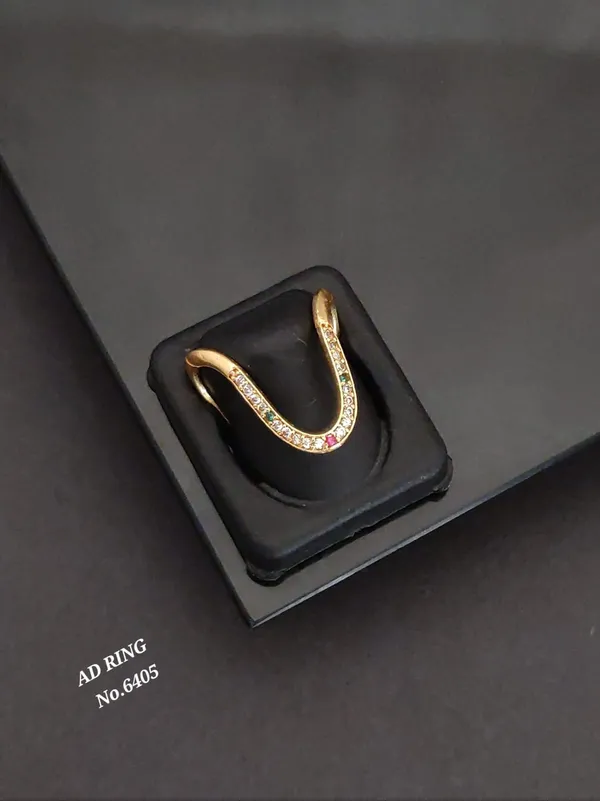 Gold_American_Diamond_Ring_For_Women