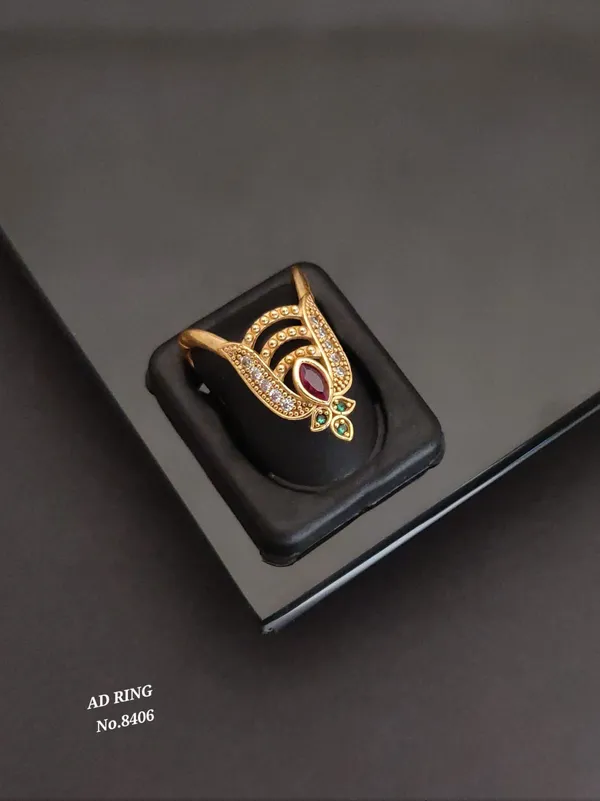 Gold_American_Diamond_Ring_For_Women
