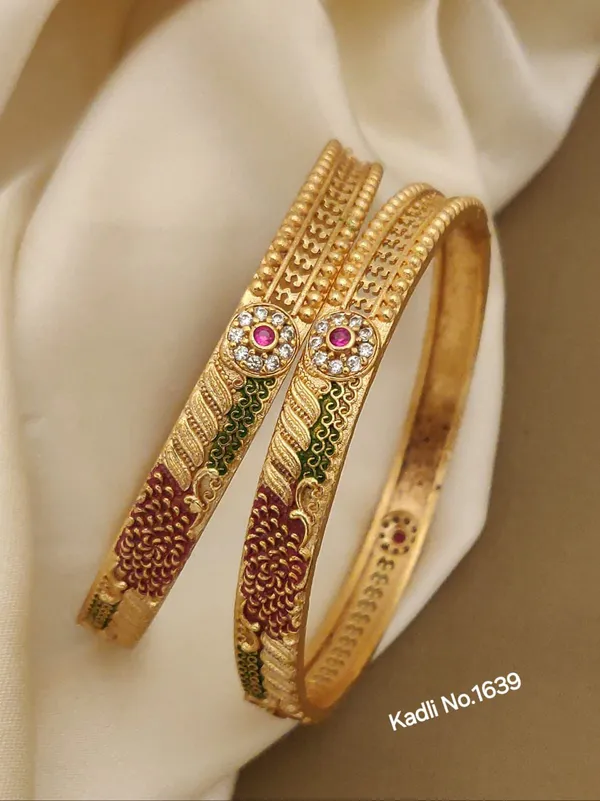 Gold_Plated_Bangles_For_Women
