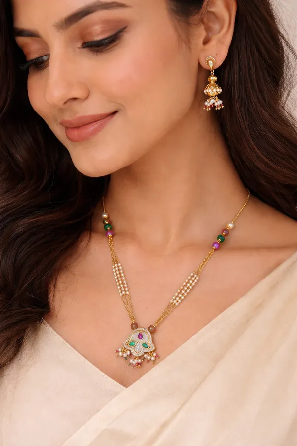 Gold_Alloy_Necklace_For_Women