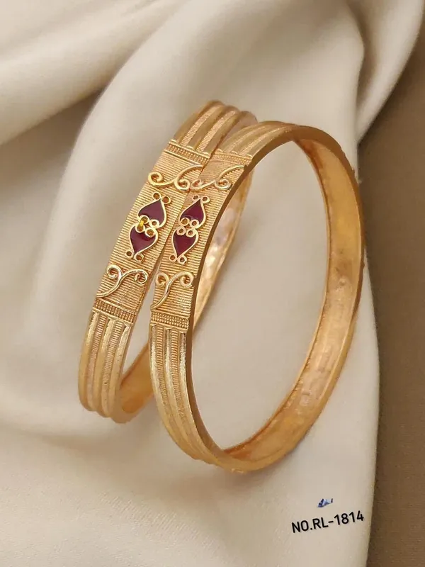 Gold_Brass_Bangles_For_Women