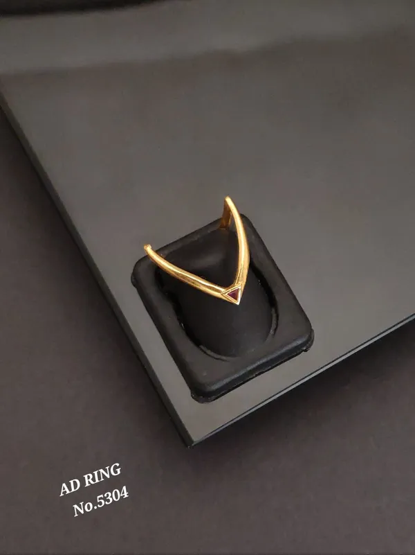 Gold_Alloy_Ring_For_Women