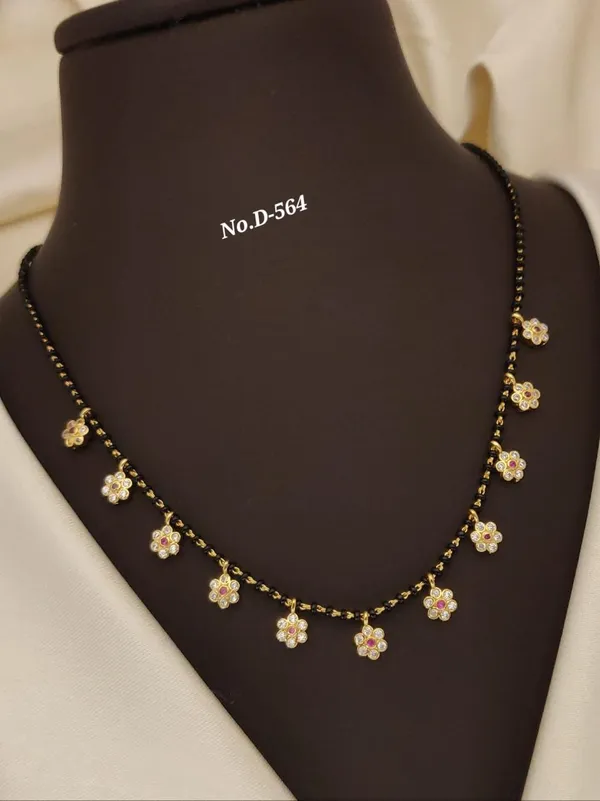 Gold_Alloy_Mangalsutra_For_Women